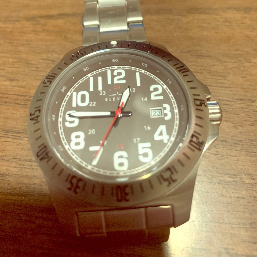 Elevon men’s watch 44mm
